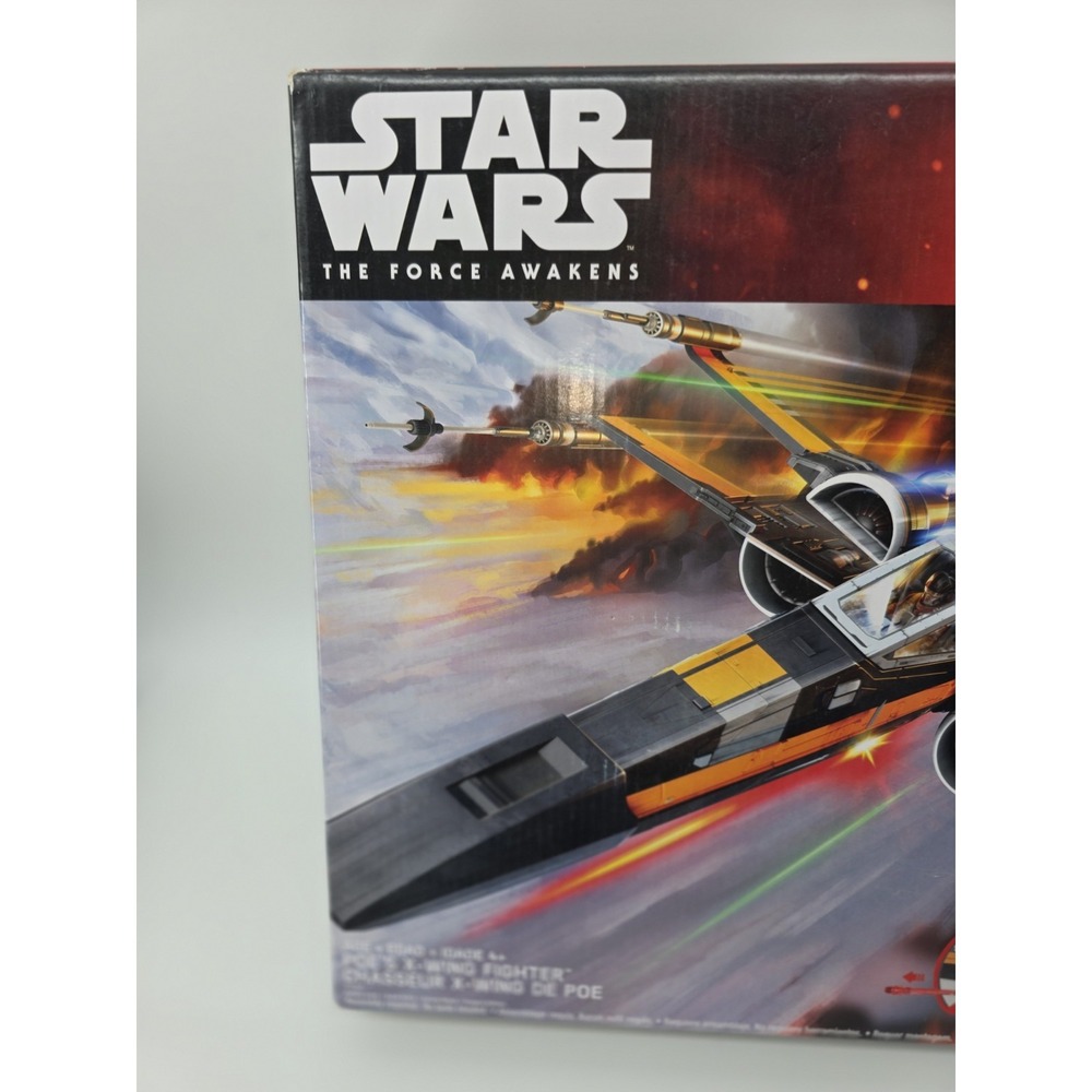 Hasbro 2015 STAR WARS THE FORCE AWAKENS POE'S X-WING FIGHTER w/ POE New! SEALED - Picture 4 of 13